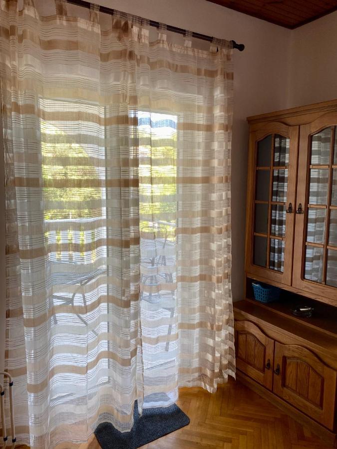 Apartmani Luka Zrnovo Esterno foto